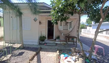 ÓTIMA OPORTUNIDADE CASA  À VENDA EM BALNEÁRIO ARROIO DO SILVA 