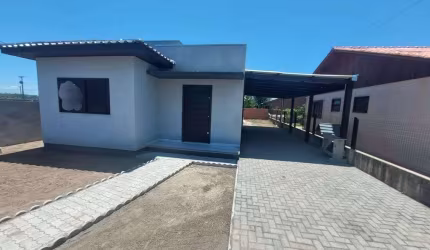ÓTIMA OPORTUNIDADE CASA  À VENDA EM BALNEÁRIO ARROIO DO SILVA 