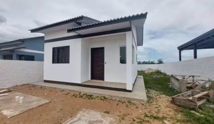 ÓTIMA OPORTUNIDADE CASA  À VENDA EM ARARANGUA 
