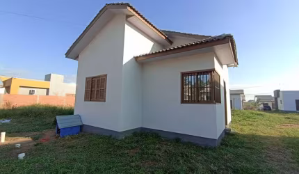 ÓTIMA OPORTUNIDADE CASA  À VENDA EM ARARANGUA 