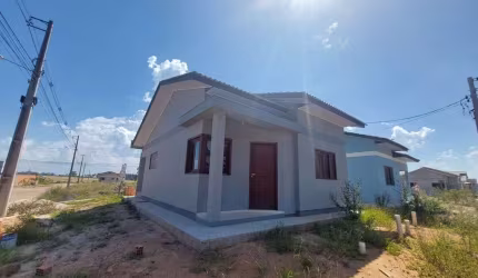 ÓTIMA OPORTUNIDADE CASA  À VENDA EM ARARANGUA 