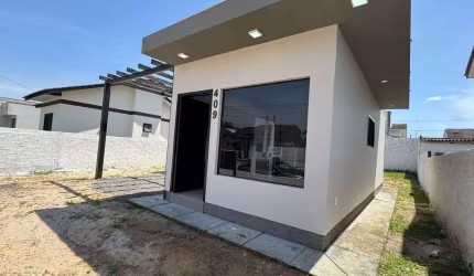 ÓTIMA OPORTUNIDADE CASA  À VENDA EM ARARANGUA 