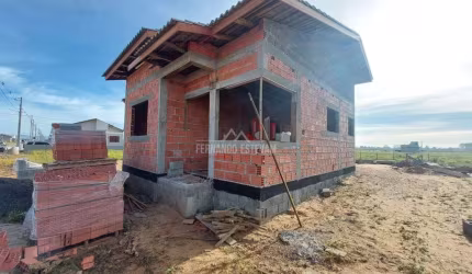 ÓTIMA OPORTUNIDADE CASA  À VENDA EM ARARANGUA 