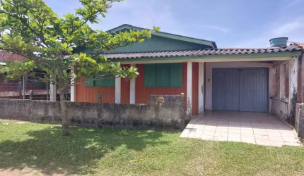 ÓTIMA OPORTUNIDADE CASA  À VENDA EM BALNEÁRIO ARROIO DO SILVA 