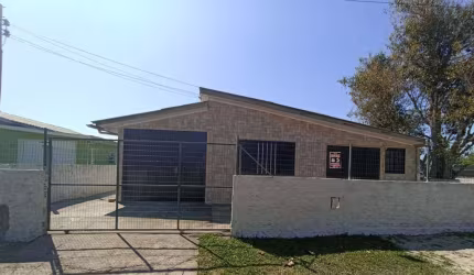 ÓTIMA OPORTUNIDADE CASA  À VENDA EM BALNEÁRIO ARROIO DO SILVA 