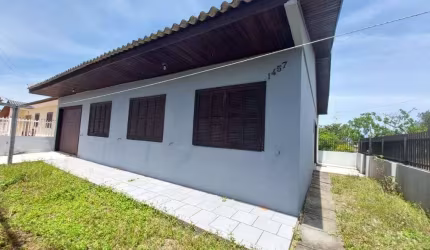 ÓTIMA OPORTUNIDADE CASA  À VENDA EM BALNEÁRIO ARROIO DO SILVA 