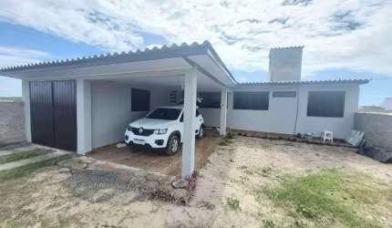 ÓTIMA OPORTUNIDADE CASA  À VENDA EM BALNEÁRIO ARROIO DO SILVA 