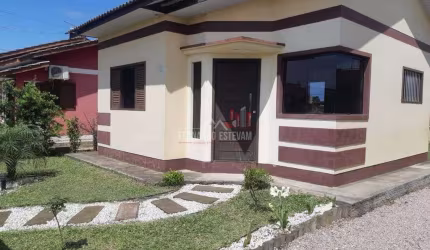 ÓTIMA OPORTUNIDADE CASA  À VENDA EM BALNEÁRIO ARROIO DO SILVA 