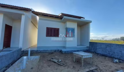 ÓTIMA OPORTUNIDADE CASA  À VENDA EM ARARANGUA 