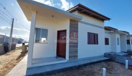 ÓTIMA OPORTUNIDADE CASA  À VENDA EM ARARANGUA 