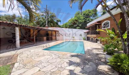 Casa para Locação em Mairiporã, Bairro Cumbari, 3 dormitórios, 1 suíte, 3 banheiros, 5 vagas