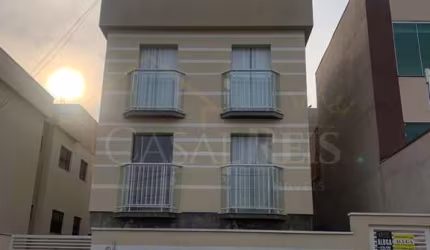 Apartamento com área externa