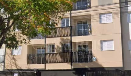 Apartamento com Quintal