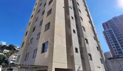 Apartamento com 2 Quartos no Centro