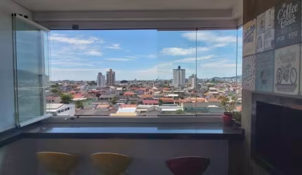 Apartamento mobiliado de 64m² em condomínio completo
