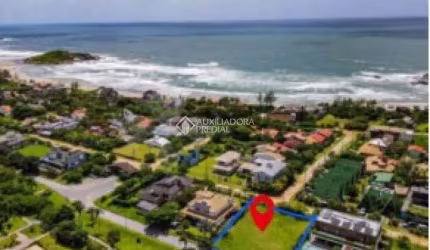 Terreno em condomínio fechado à venda na Coronel Joaquim Teixeira Nunes, 55, Praia da Barra, Garopaba, 1000 m2 por R$ 3.500.000