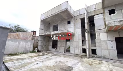 Sobrado com 3 quartos em condomínio no Grajau