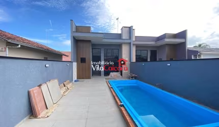 Casa nova com 3 quartos e piscina proximo ao mar
