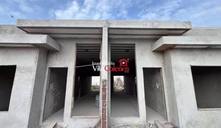 Casas novas com 2 quartos e piscina em Matinhos