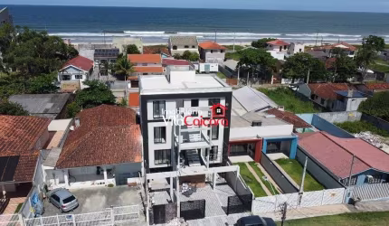 Apartamento com 2 quartos na faixa mar em Matinhos