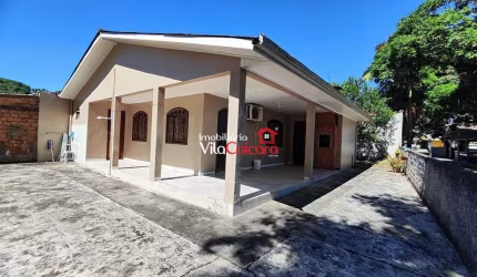 Casa a Venda Com Amplo espaço de Quintal PR