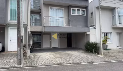 Casa em condomínio fechado com 3 quartos à venda na Rua Reinaldo Stocco, 546, Pinheirinho, Curitiba, 198 m2 por R$ 1.390.000