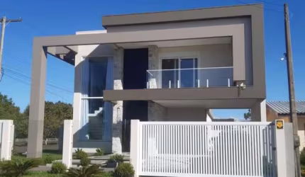 Casa 3 Dormitórios à venda no Bairro Curumim com 280 m² de área privativa - 4 vagas de garagem