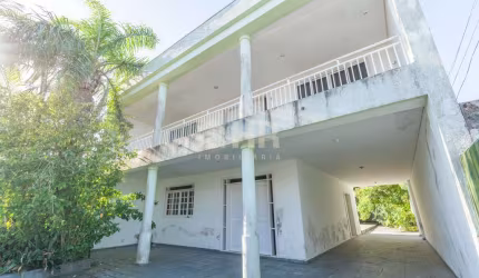 Casa com 4 quartos à venda na Rua Espanha, 70, Praia Grande, Matinhos, 220 m2 por R$ 1.180.000