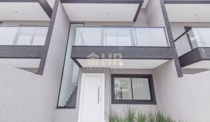 Casa com 3 quartos à venda na Rua Holanda, 218, Balneário Gaivotas, Matinhos, 107 m2 por R$ 680.000