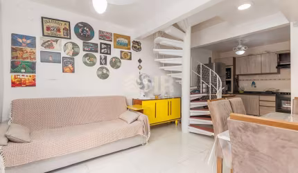 Casa com 3 quartos à venda na Avenida Londrina, 139, Caiobá, Matinhos, 83 m2 por R$ 770.000