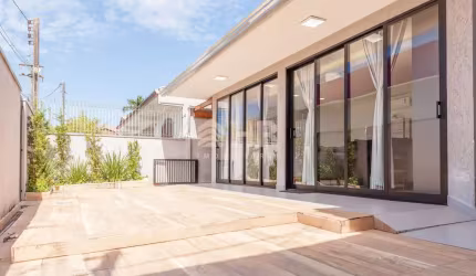 Casa com 3 quartos à venda na Rua Izabel Feliciano Silvano, Centro, Matinhos, 180 m2 por R$ 1.260.000