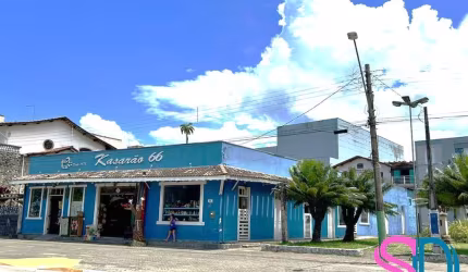 Galpão em frente à Praia Iperoig, para venda, em Ubatuba - SP