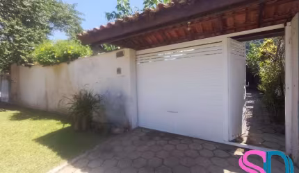 Casa com 03 dormitórios, para venda , em Condomínio fechado, no Bairro da Ressaca, em Ubatuba- SP