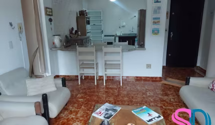Apartamento com 2 dormitórios, sendo 1 suíte, para venda, no Tenório, em Ubatuba - SP