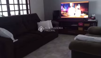 Casa com 3 quartos à venda na Rua Carapicuíba, 75, Vila Scarpelli, Santo André, 162 m2 por R$ 650.000