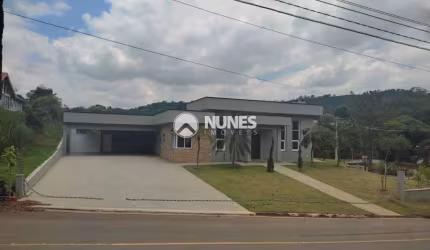 Imóvel Espetacular à Venda - Casa Térrea em Terreno de 2570 m²