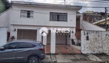 Casa assobradada na Bela Vista