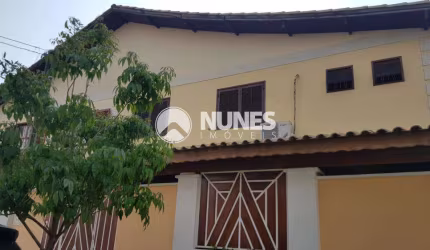 Lindo sobrado em Presidente Altino com 03 suítes