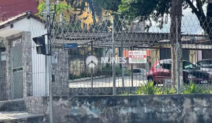 Vende-se Imóvel na Cohab 2 ? Localização Privilegiada!