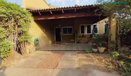Casa em Condomínio 3Q - Jd. Novo Mundo