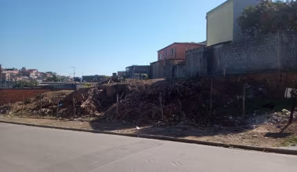 Lote - bem localizado