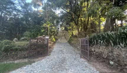 Sítio em Nossa Fazenda  -  Esmeraldas