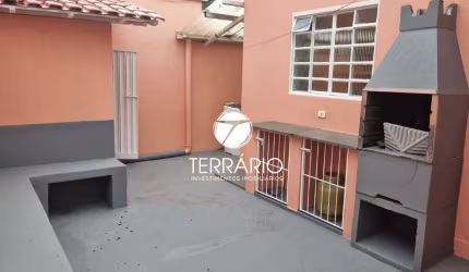Casa à venda no Santana em Varginha com e 2 suítes