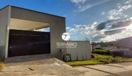 Casa à venda no Vila Verde em Varginha com 3 quartos, 2 suítes, 4 banheiros e 4 vagas