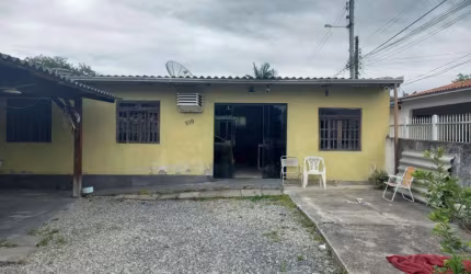 Casa no bairro São João - Itajaí-SC