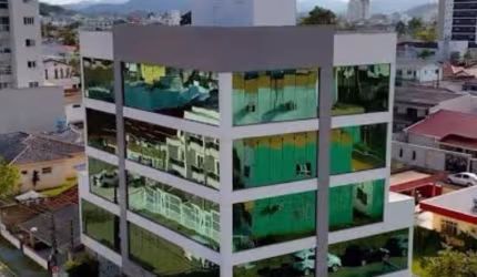SALA COMERCIAL A VENDA