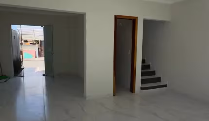 SOBRADO GERMINADO A 900 METROS DA PRAIA DE BARRA VELHA