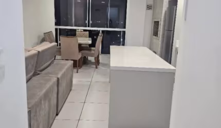 APARTAMENTO SEMI-MOBILIADO À VENDA EM CAMBORIÚ.