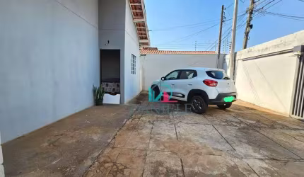 Casa térrea no Jardim Uirapuru
