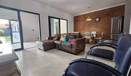 Linda casa no Jardim Primor